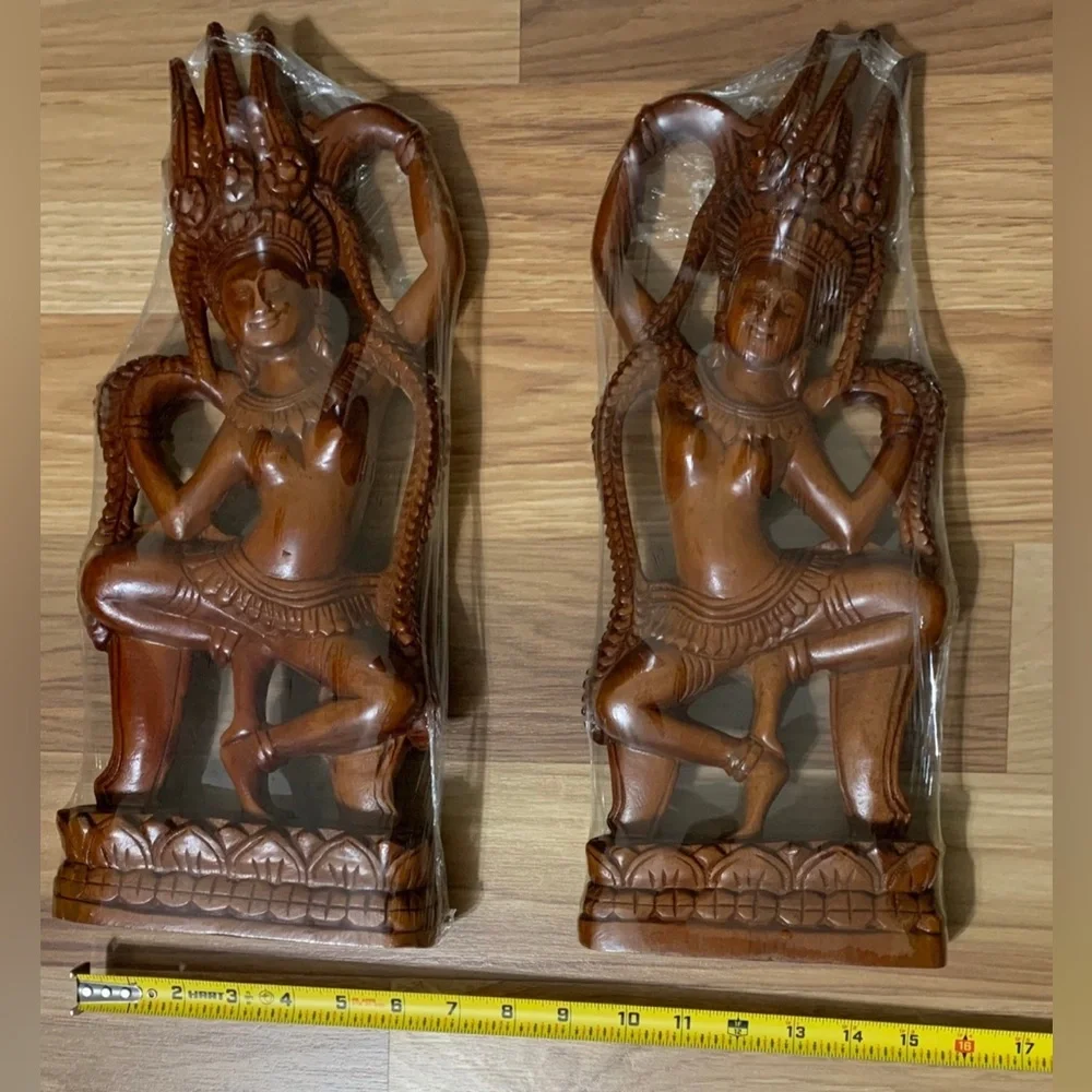 Cambodian Apsaras Dancing Carved Wood - Picture 4 of 12